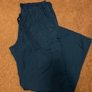 Women's size large Caribbean scrub pants!